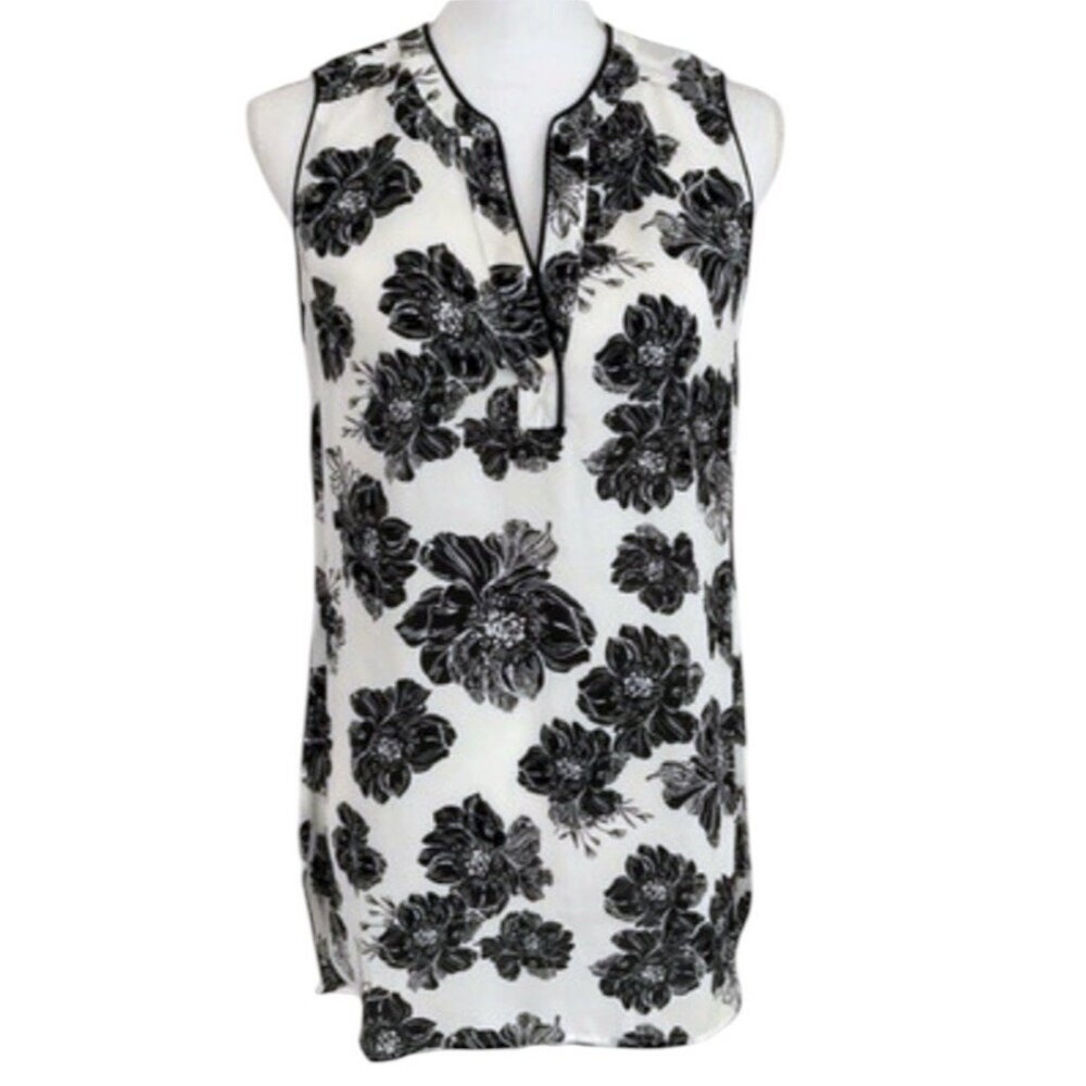Daniel Rainn Black White Sleeveless Floral V-Neck Casual Top Blouse Size Small